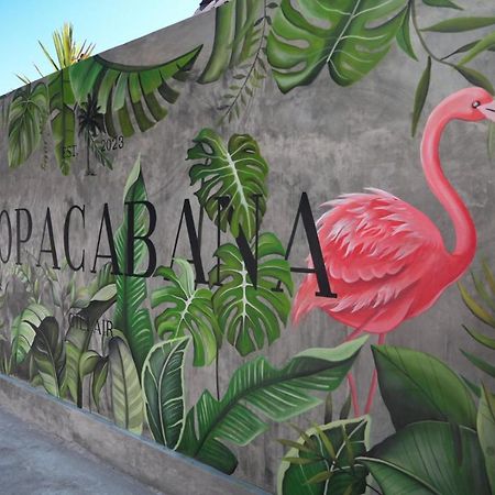 Copacabana Gili Air 호텔 외부 사진